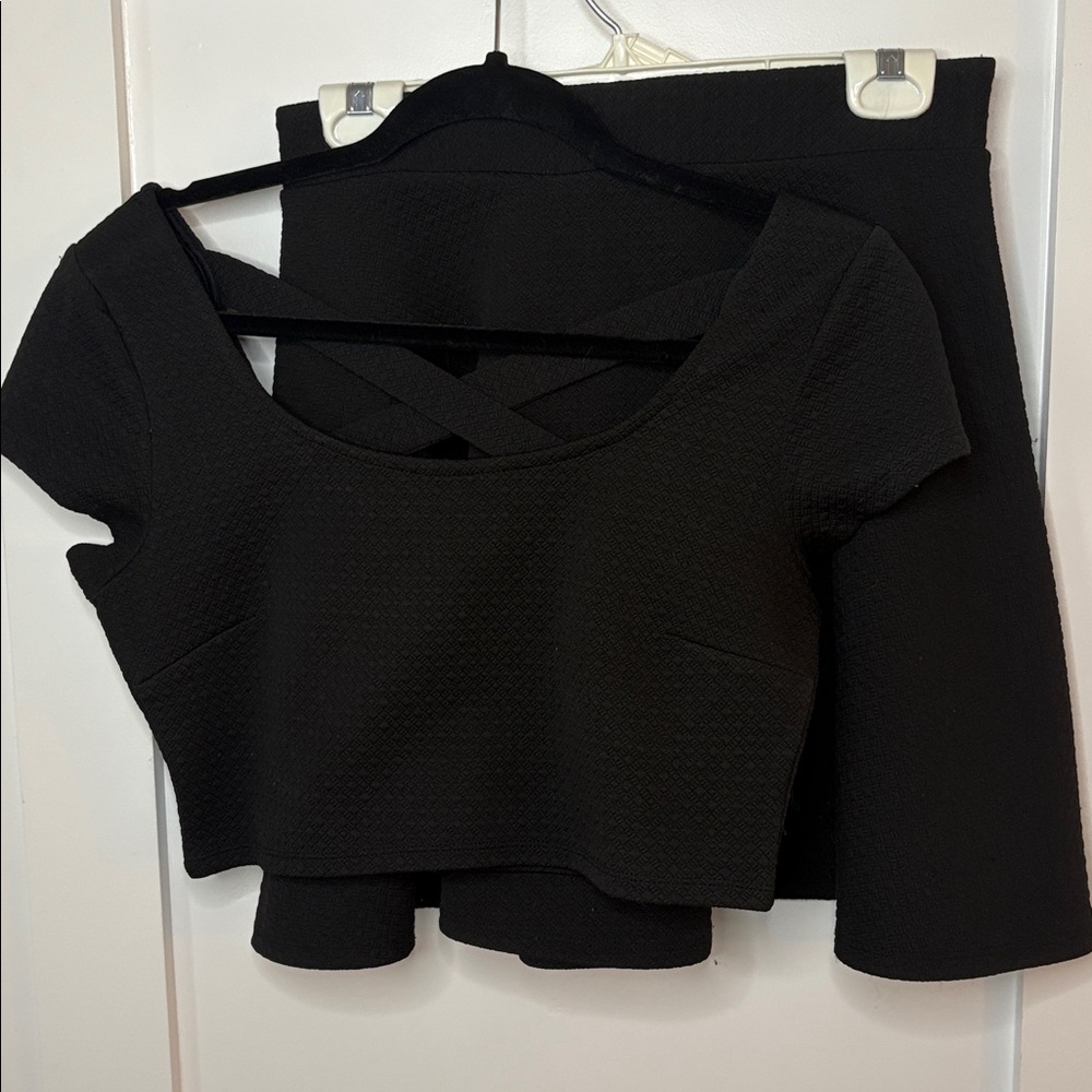 Chic Black Textured Crop Top and Skirt Set